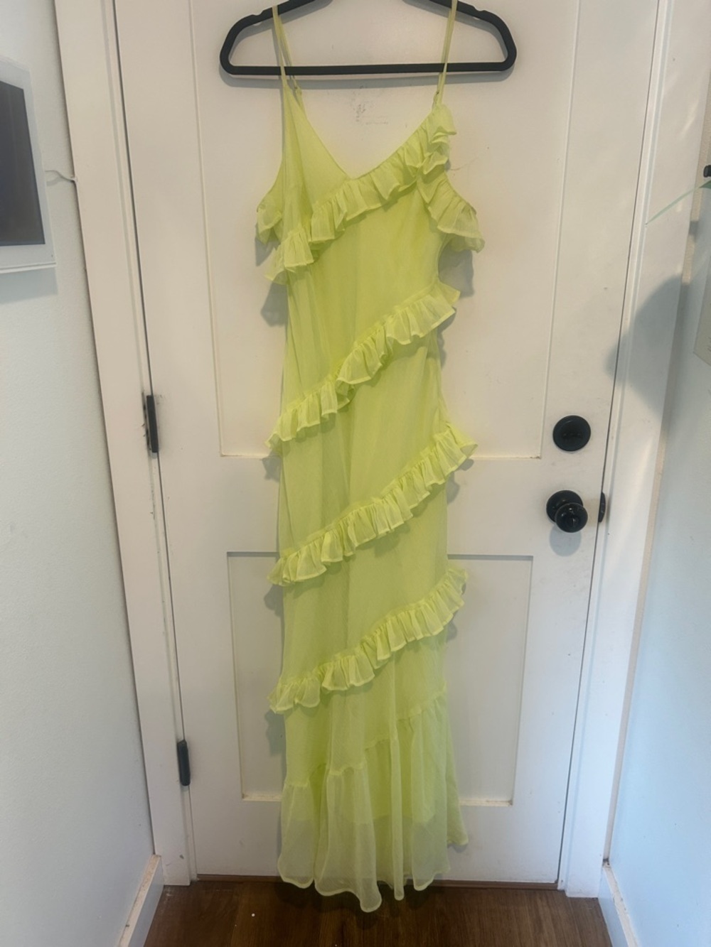 Nasty Gal Tiered Ruffle Chiffon Maxi Dress - Picture 3 of 6